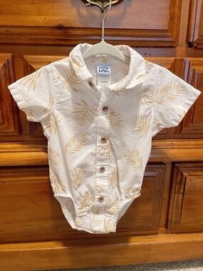 Little Lad Tropical Floral Beach Onesie Size 6/9 months